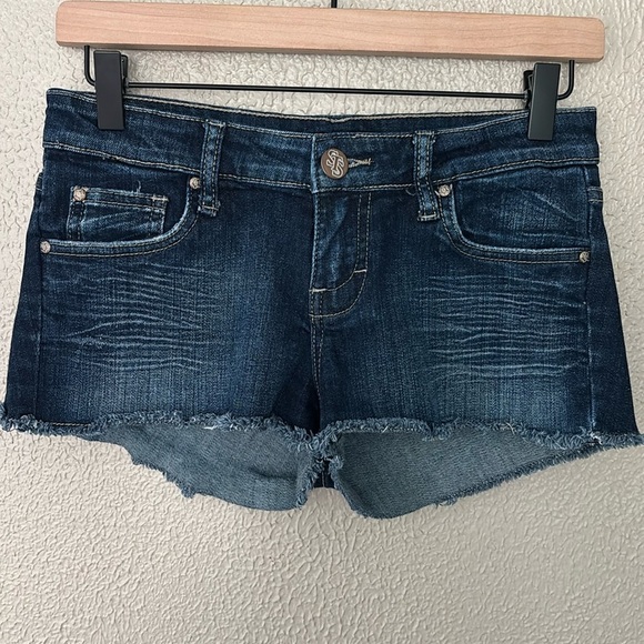 Womens Juniors STS Blue Denim Jean Low Rise Shorts, Size 3 - Picture 1 of 7